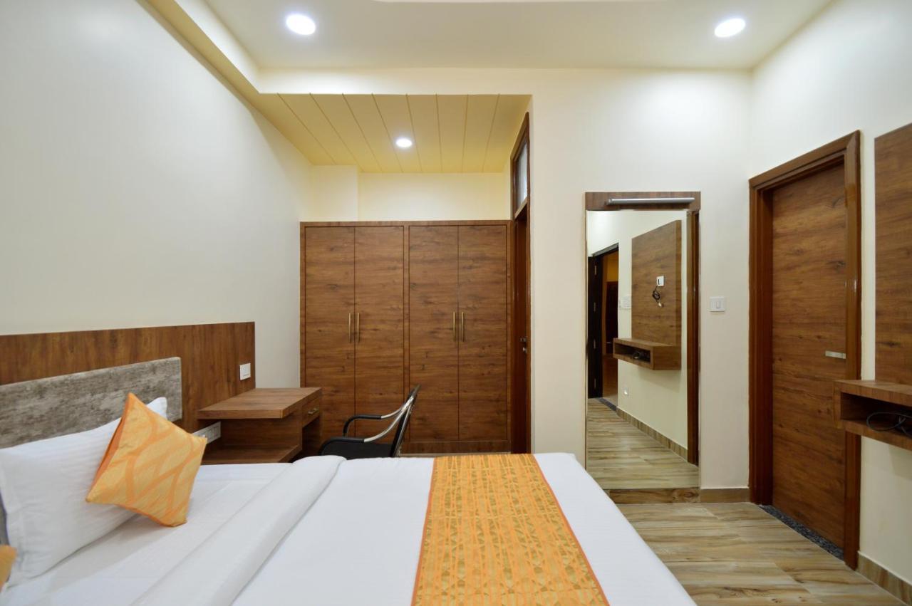 Kapish Home-All Pure Veg Jaipur Luaran gambar
